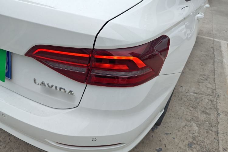 Used Volkswagen Lavida 2022 280TSI DSG Comfort Edition Right Rear Taillight