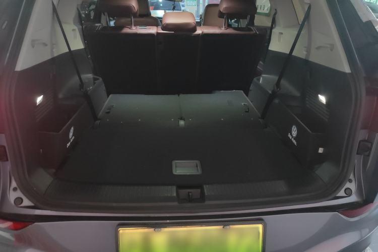 Used Volkswagen ID.6 X 2022 Intelligent Long-Range Version Trunk