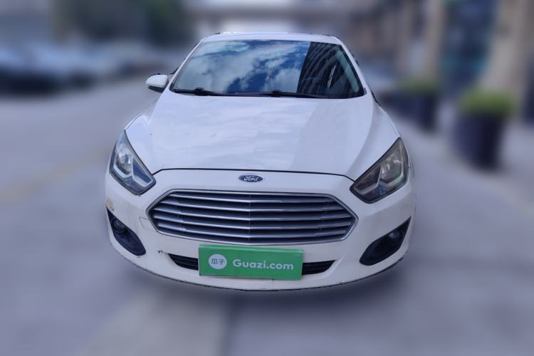 Used Ford Escort 2015 1.5L Automatic Comfort Edition

