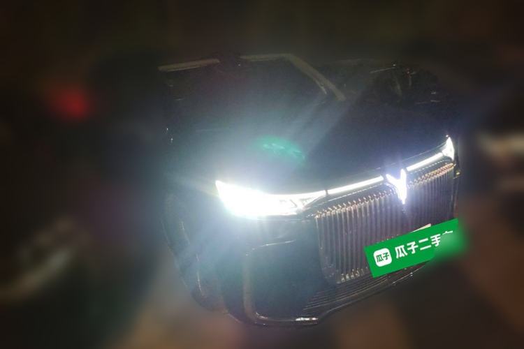 Used VOYAH Dream 2025 PHEV Four-Wheel Drive Prestige Kunpeng Edition Front Right 45 Deg