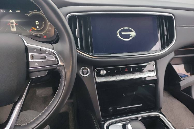 Used GAC Trumpchi GS8 2020 390T Two-Wheel Drive Luxury Smart Connectivity Commemorative Edition (7 Seats)
