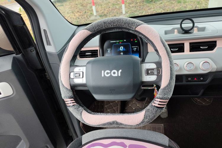 Used Chery QQ Ice Cream 2022 170km Sundae Phosphate Lithium-Ion