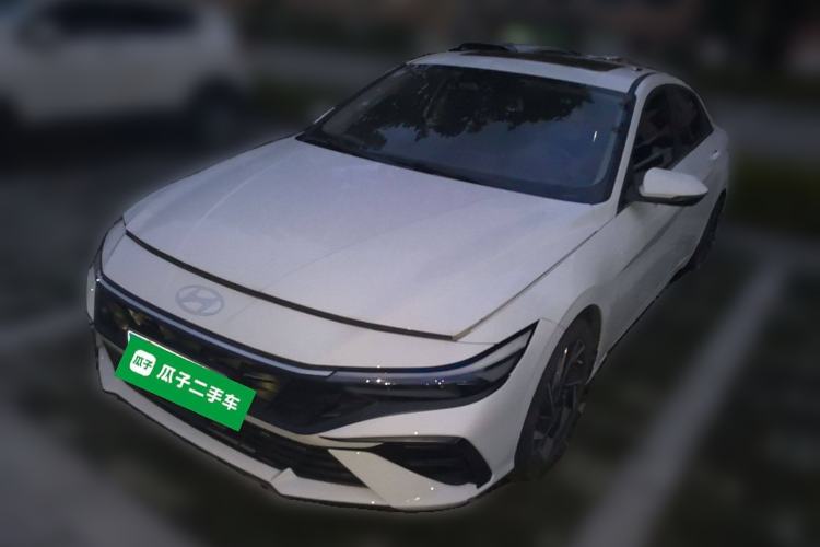 Used Hyundai Elantra 2023 1.5L CVT LUX Prestige Edition