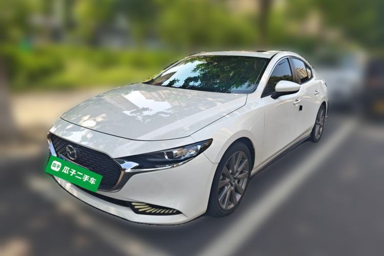 Używany Mazda 3 Axela 2020 2.0L Automatic ZhiXuan Edition
