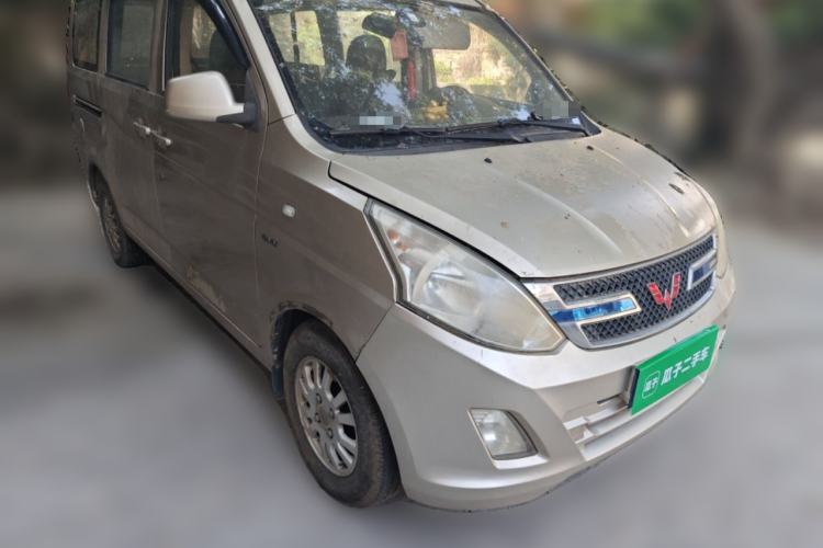 Used Wuling Rongguang V 2016 1.5L Standard Version