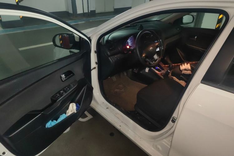 Used Kia K2 2012 Sedan 1.4L MT GLS Commemorative Edition Driver Seat