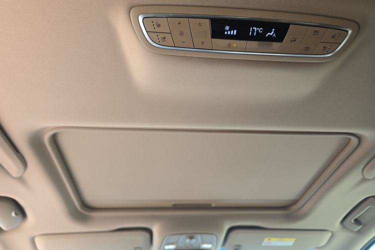 Used Buick GL8 2017 ES 28T Flagship Model China V Standard Headliner