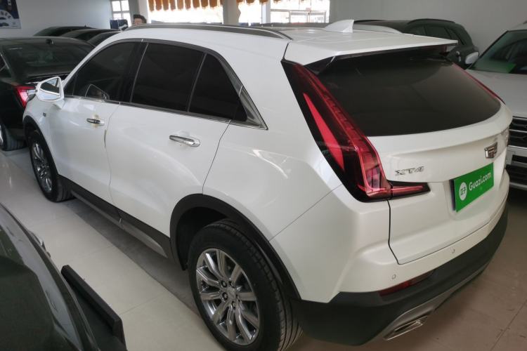 Used Cadillac XT4 2022 28T Two-Wheel-Drive Luxury Version
