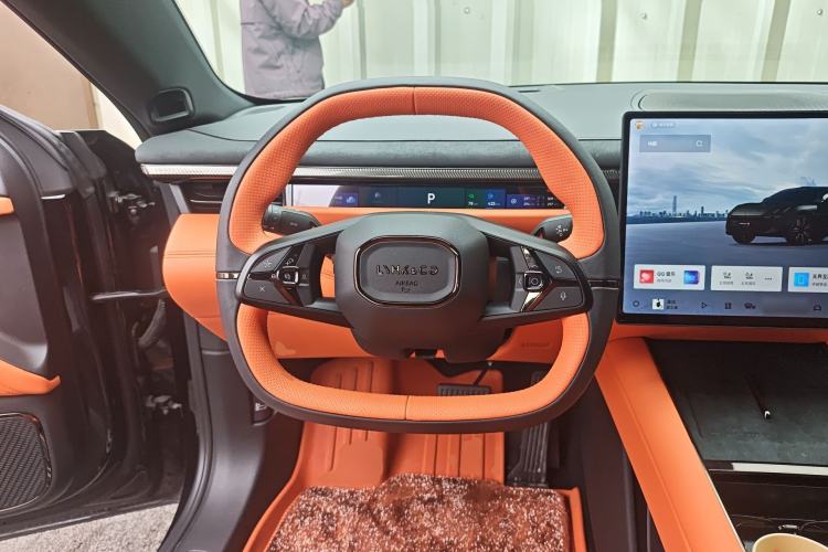 Used Lynk & Co 10 EM-P 2025 Model 240 Four-Wheel Drive Ultra Steering Wheel