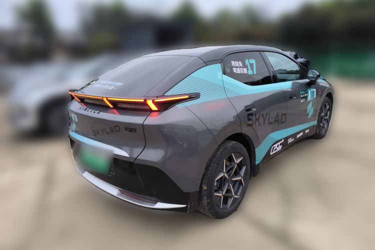 Used Lynk & Co Z20 2025 530 km Range Rear-Wheel Drive Max Rear Right 45 Deg