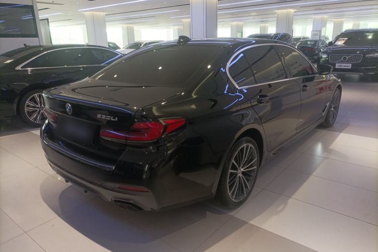 Used BMW 5 Series 2022 Second Facelift 530Li Leading Edition M Sport Package
