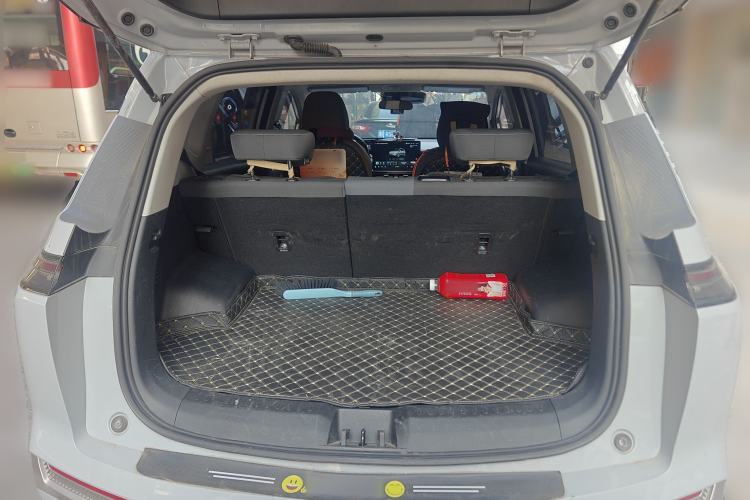 Used AION Y 2023 Younger
