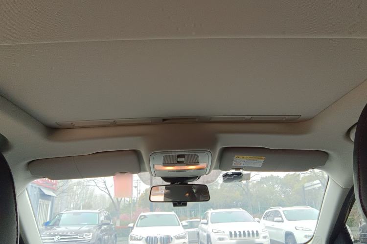 Used MG 5 2022 180 DVVT CVT Youth Luxury Edition
