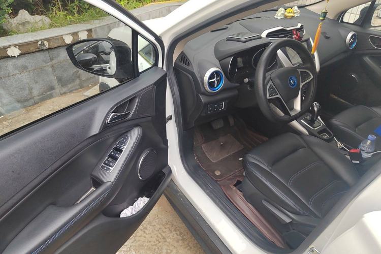 Used BYD Yuan New Energy 2019 EV360 Smart Connect Leading Model Driver Seat