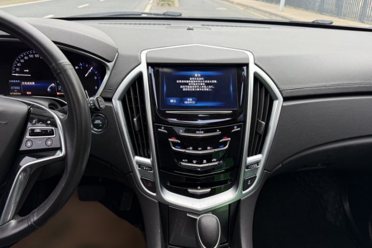 Used Cadillac SRX 2015 3.0L Comfort Version
