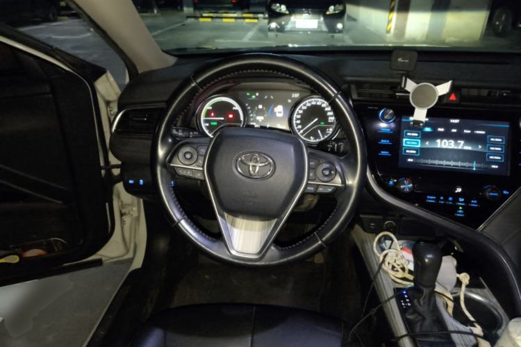 Used Toyota Camry 2019 Dual-Engine 2.5 HG Luxury Edition China VI Standard