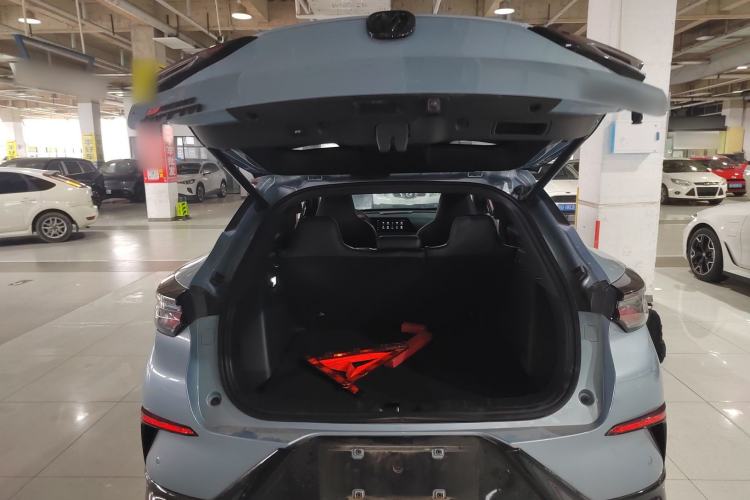 Used CHANGAN UNI-T 2021 1.5T Sport Edition Flagship Version Trunk