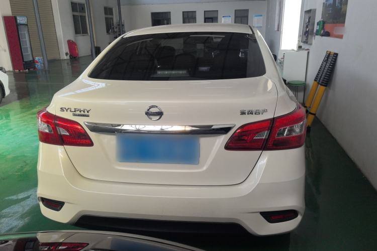 Used Nissan Sylphy 2021 Classic 1.6XL CVT Luxury Edition Exterior 5