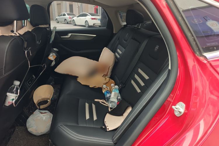 Used BYD Qin Pro New Energy 2018 DM 1.5TI Automatic Smart Connect Enjoyment Model Left Rear Seat