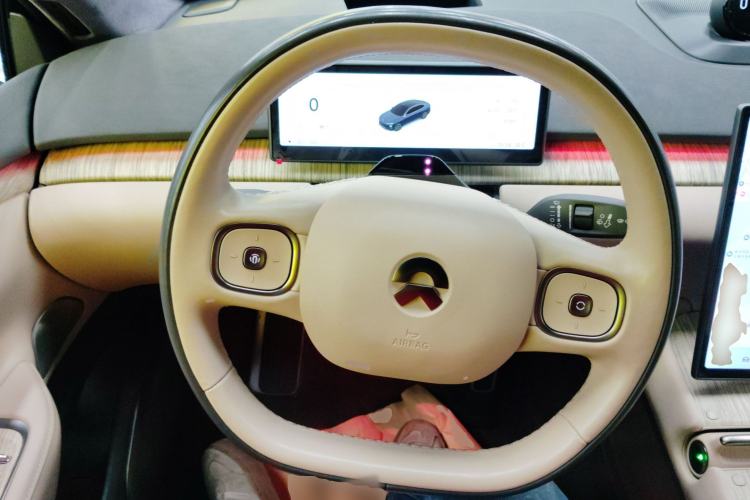 Used Nio ET7 2022 100kWh First Edition Steering Wheel