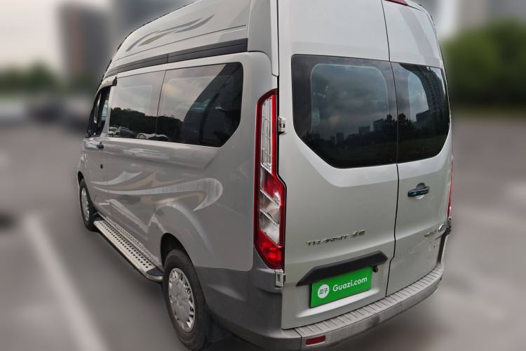 Used Ford Transit 2019 2.0T Diesel Multi-Purpose Commercial Vehicle Short Wheelbase Mid-Roof Design 6-Seater China VI Standard
