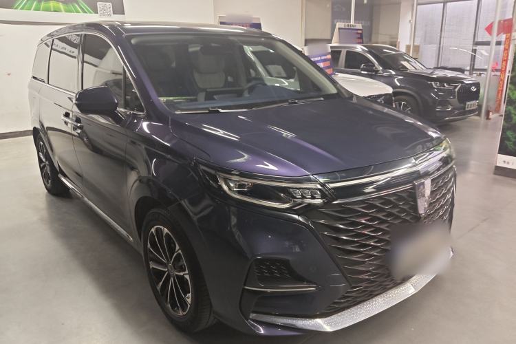 Used Roewe iMAX8 2022 400TGI Prestige Edition Front Right 45 Deg