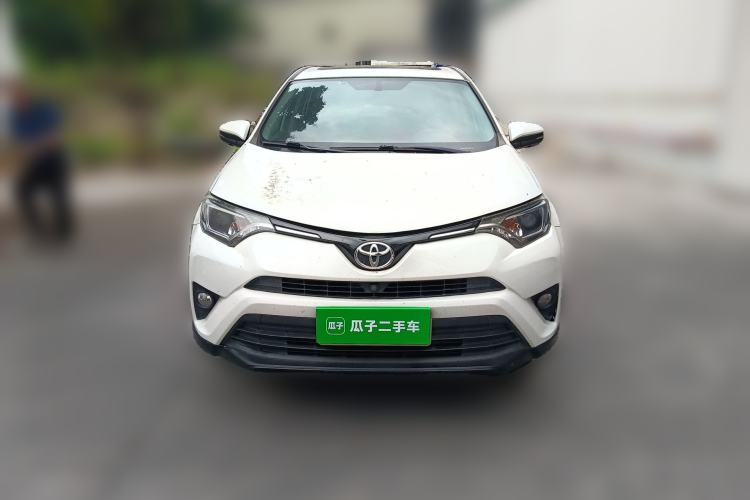 Used Toyota RAV4 2016 2.0L CVT Two-Wheel Drive Fashion Edition China V Standard Front