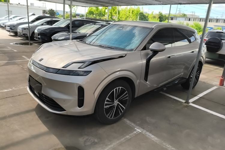 Used Lynk & Co 08 EM-P 2023 245km Ultra-Long Range Halo