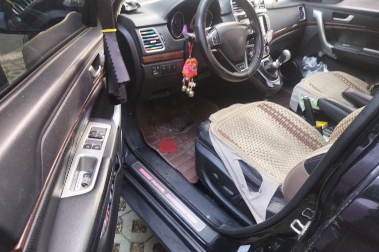 Used Haval H6 2014 Sport Version 1.5T Manual Two-Wheel Drive Elite Edition