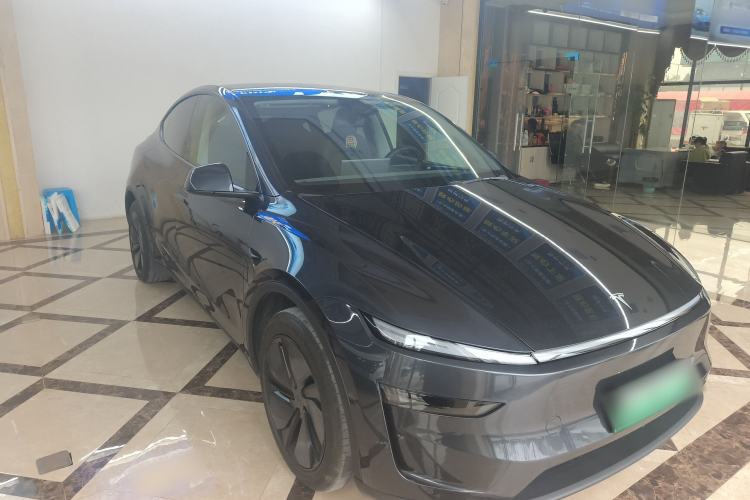 Used Tesla Model Y 2025 Rear-Wheel-Drive Version
