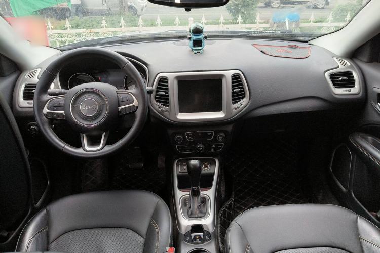 Used Jeep Compass 2017 200T Automatic Family Edition