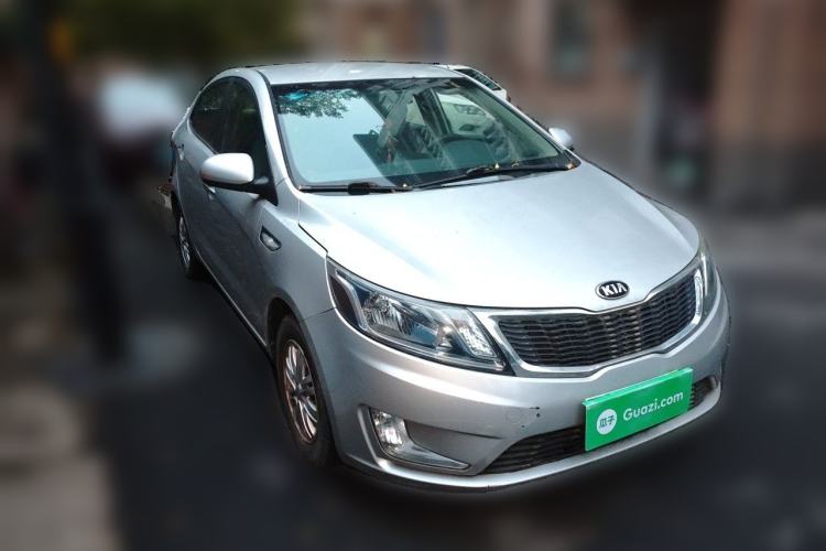 Used Kia K2 2012 Sedan 1.4L MT GLS Commemorative Edition Front Right 45 Deg