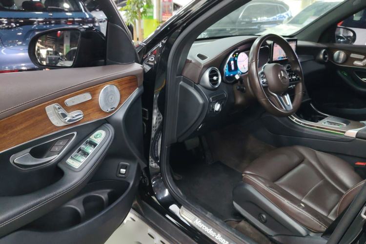 Used Mercedes-Benz GLC 2021 GLC 300 L 4MATIC Dynamic Model
