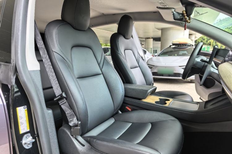 Used Tesla Model Y 2022 Rear-Wheel-Drive Version