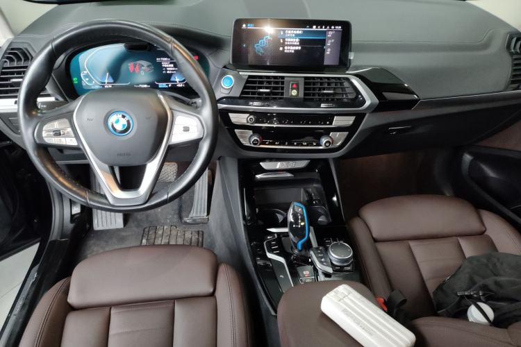 Used BMW iX3 2021 Updated Leading Edition

