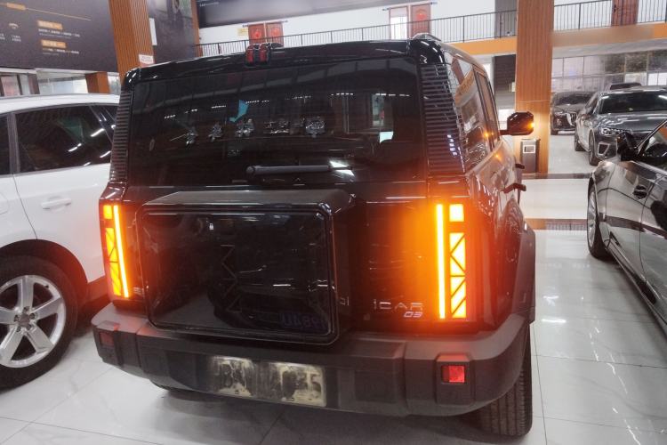 Used iCAR 03 2024 401km Two-Wheel Drive Standard Advanced Version Rear