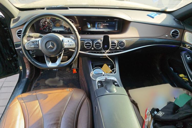 Used Mercedes-Benz S-Class 2020 S 450 L 4MATIC Exclusive Edition Interior 2