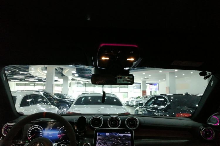 Used Mercedes-Benz GLC 2023 Facelift GLC 260 L 4MATIC Dynamic Version 5 Seats Headliner