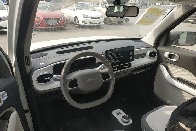 Used Geely Galaxy Panda 2025 210 km – Yuanqi Bear