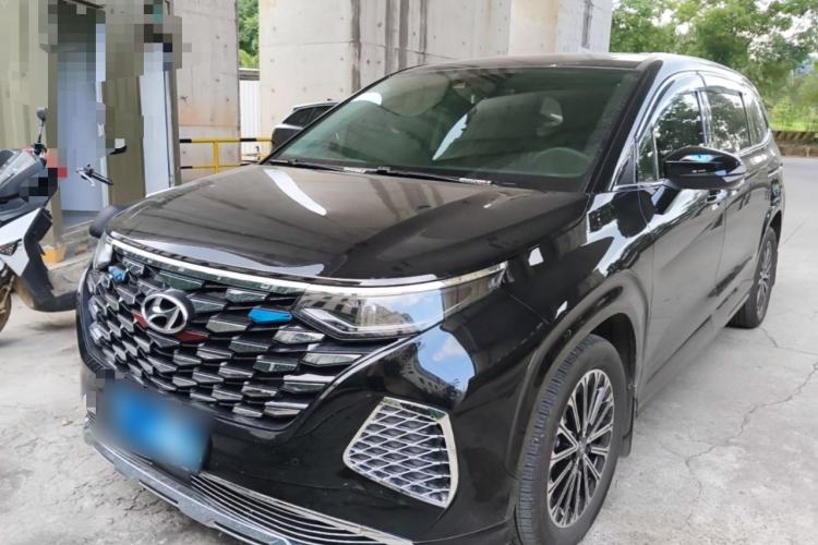 Ojetý Hyundai Custo 2024 270TGDi LUX Prestige Edition