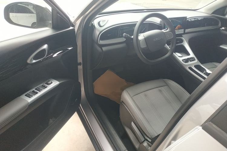 Used Geely Galaxy Geome 2026 Model 310km Youth Edition Driver Seat