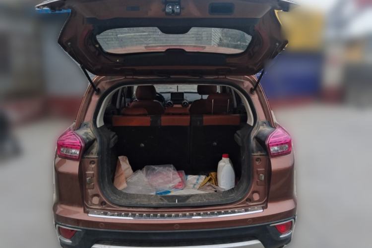 Used BAIC Senova X35 2016 1.5L Automatic Luxury Edition Trunk