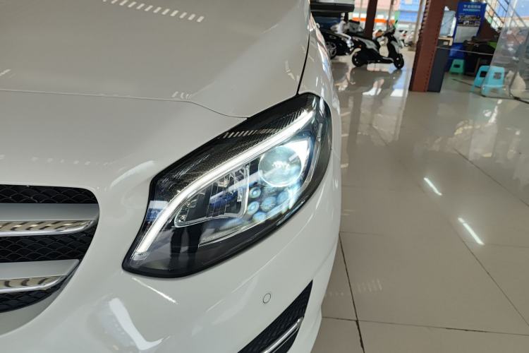 Used Mercedes-Benz B-Class 2015 B 200 Fashion Model
