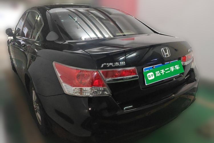 Used Honda Accord 2011 2.0L MT

