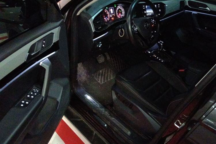 Used Volkswagen Tayron 2019 330TSI Two-Wheel Drive Luxury Model China VI Standard