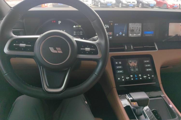 Used Li Auto ONE 2021 Extended-Range 6-Seater Version Center Console