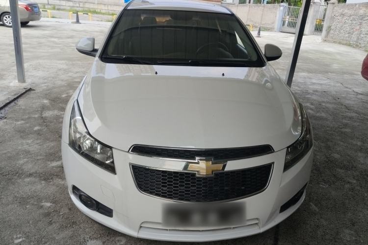 Used Chevrolet Cruze 2013 Hatchback 1.6T Automatic Flagship Model Front