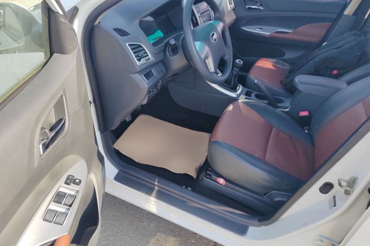 Used BYD F3 2015 Energy-Efficient Model 1.5L Manual Comfort Edition
