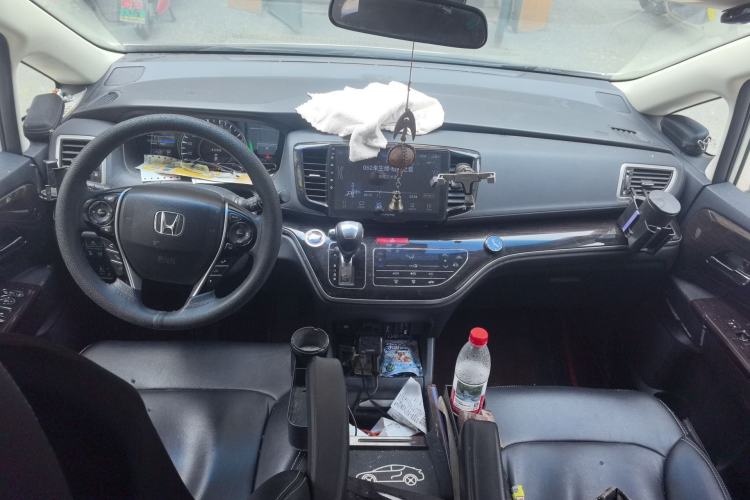 Used Honda Odyssey 2021 2.0L Rui-Changxiang Edition Center Console