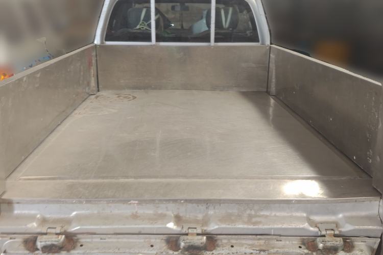 Used CHANGAN KAICHENG Shenqi F30 2018 1.5L Luxury Long-Wheelbase Model DAM15L Trunk